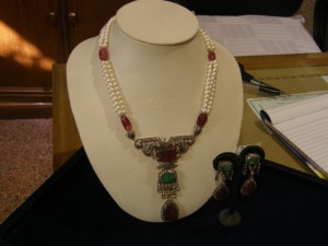 Mon-Pri India Pearl Necklace