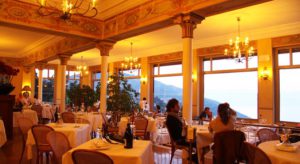 corsica_hotel les roches rouges dining